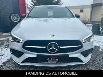 MERCEDES-BENZ CLA 200 AMG-Line - BLACK & WHITE