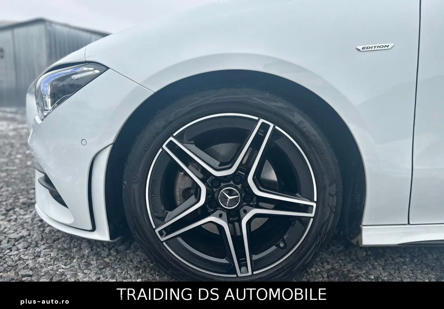 MERCEDES-BENZ CLA 200 AMG-Line - BLACK & WHITE