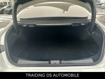 MERCEDES-BENZ CLA 200 AMG-Line - BLACK & WHITE