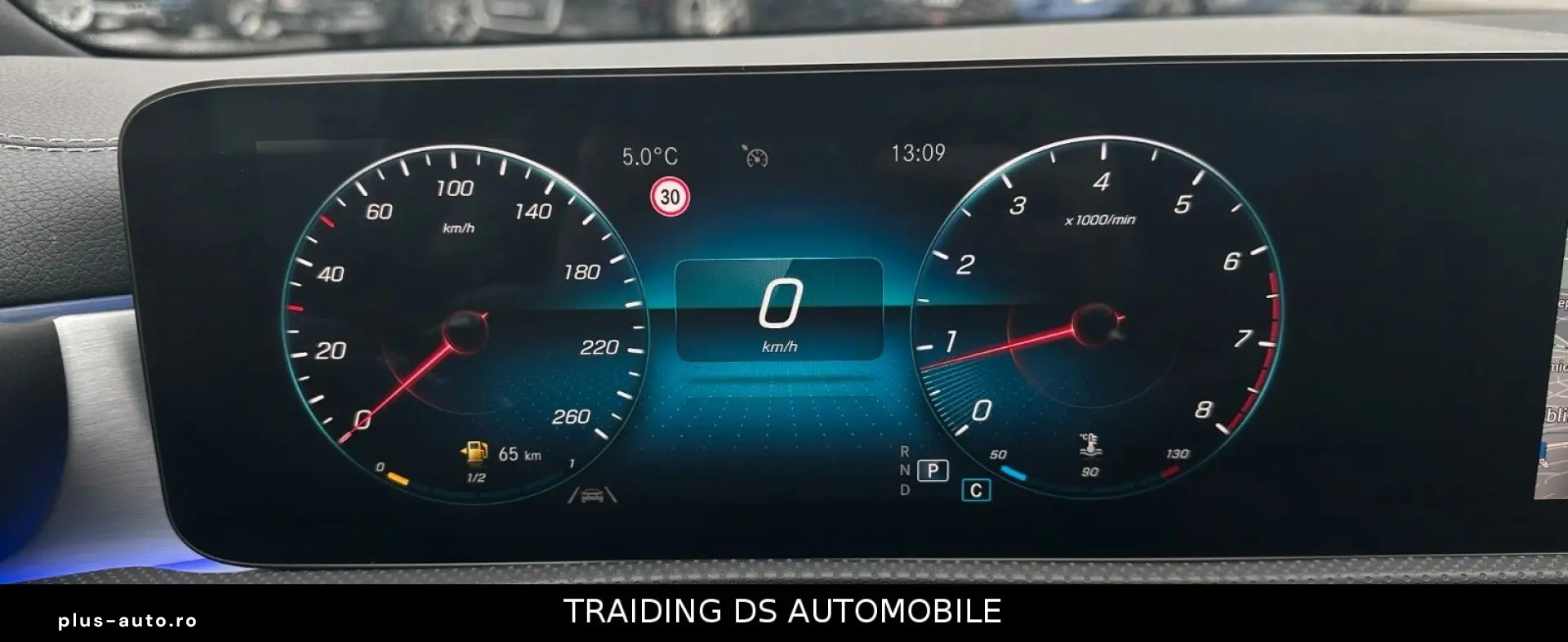 MERCEDES-BENZ CLA 200 AMG-Line - BLACK & WHITE