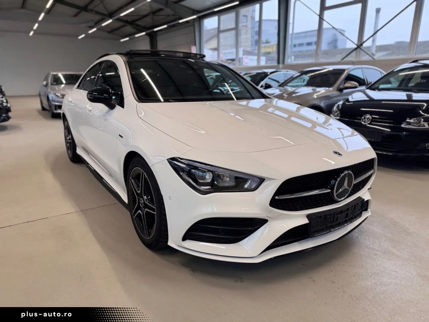 MERCEDES-BENZ CLA 200 AMG PANO NIGHT