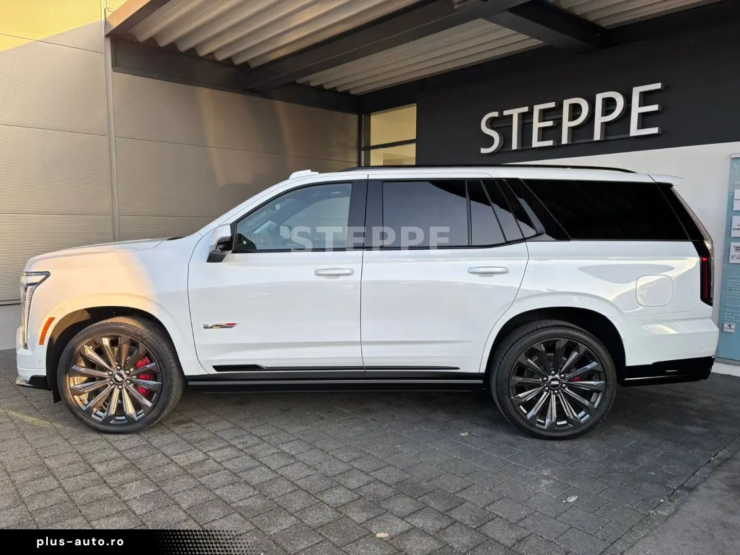 Cadillac Escalade MY26 V-Series 6.2 V8 Supercharged AWD