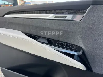 Cadillac Escalade MY26 V-Series 6.2 V8 Supercharged AWD