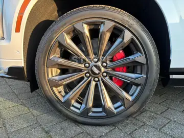 Cadillac Escalade MY26 V-Series 6.2 V8 Supercharged AWD