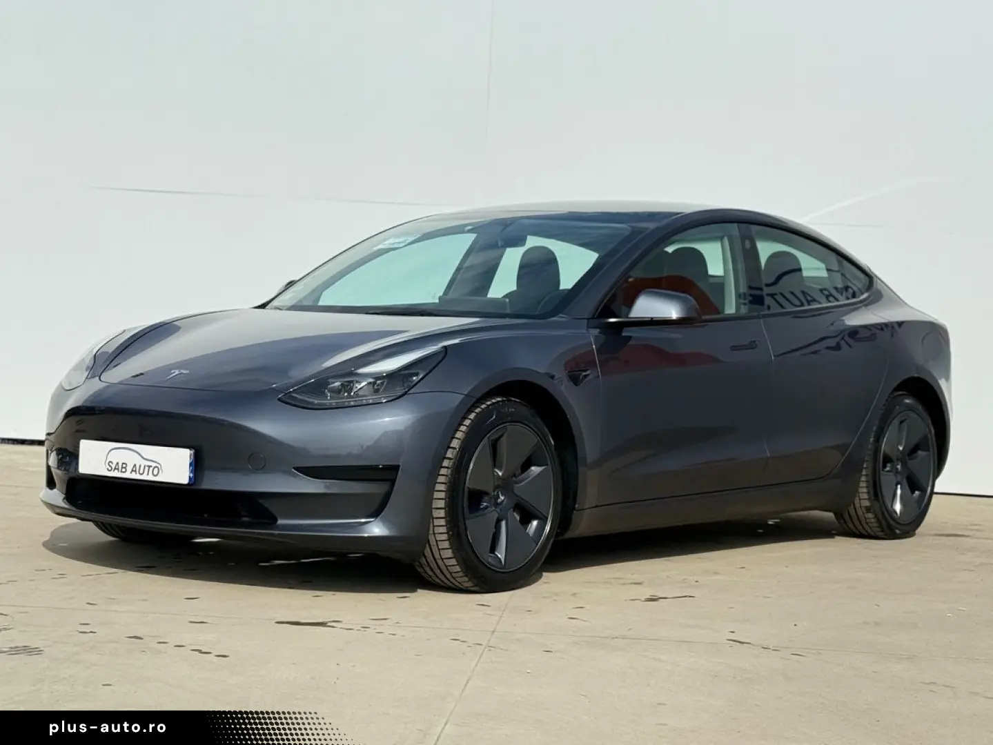 Tesla MODEL-3