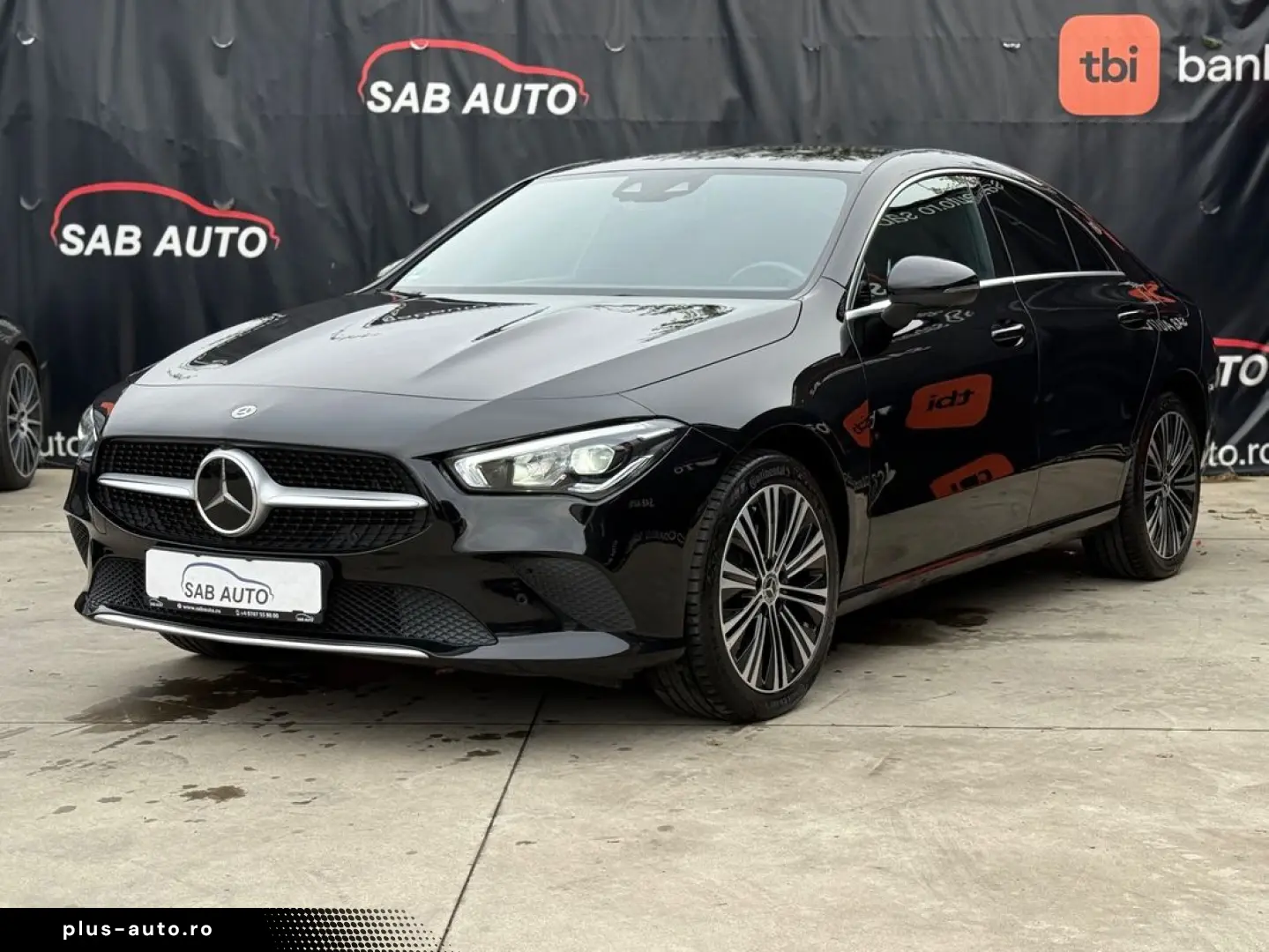 Mercedes-benz CLA