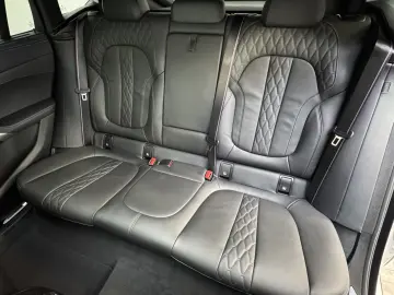 BMW X6 xDr30d MSp Pro Massage Ventil IcGlow Carbon CraftedCl