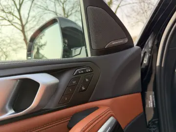 BMW X6 30d xD MSp PRO SkyLounge Massage Ventil SoftClose