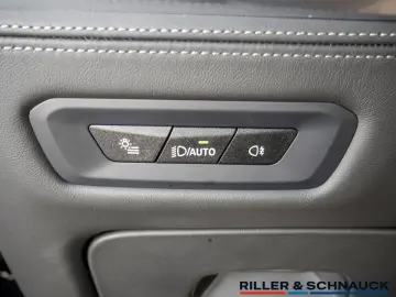 BMW X6 xD40d MSp Bowers&W SkyLounge Massage Ventil IcGlow