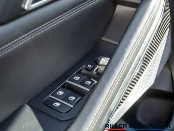 BMW X6 xD40d MSp Bowers&W SkyLounge Massage Ventil IcGlow