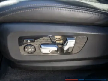 BMW X6 xD40d MSp Bowers&W SkyLounge Massage Ventil IcGlow