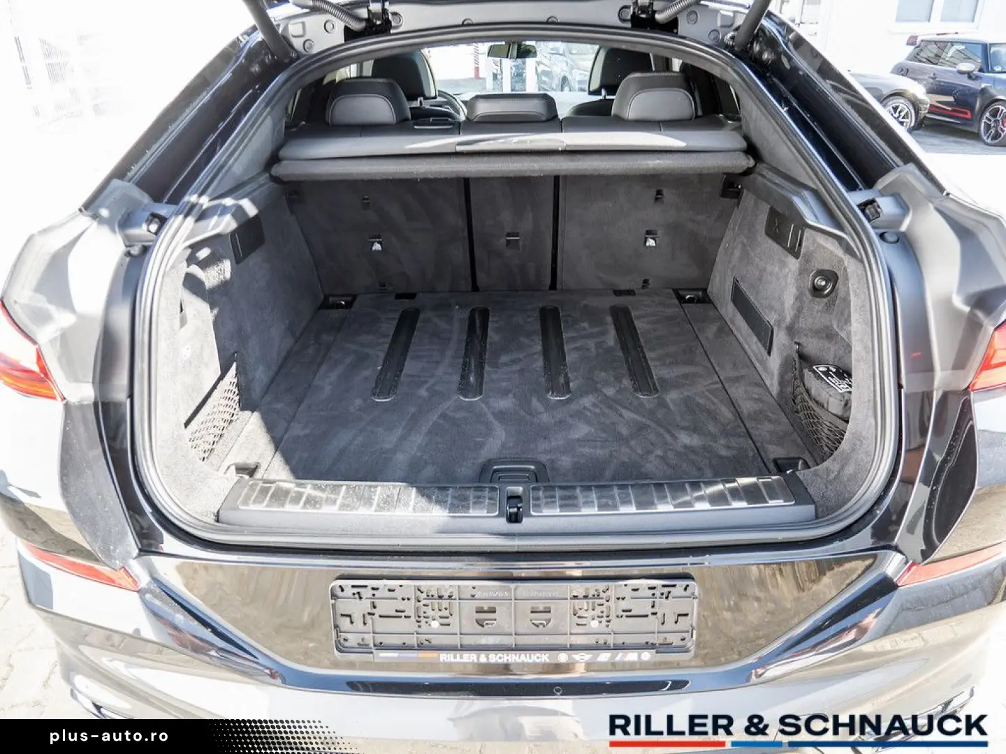 BMW X6 xD40d MSp Bowers&W SkyLounge Massage Ventil IcGlow