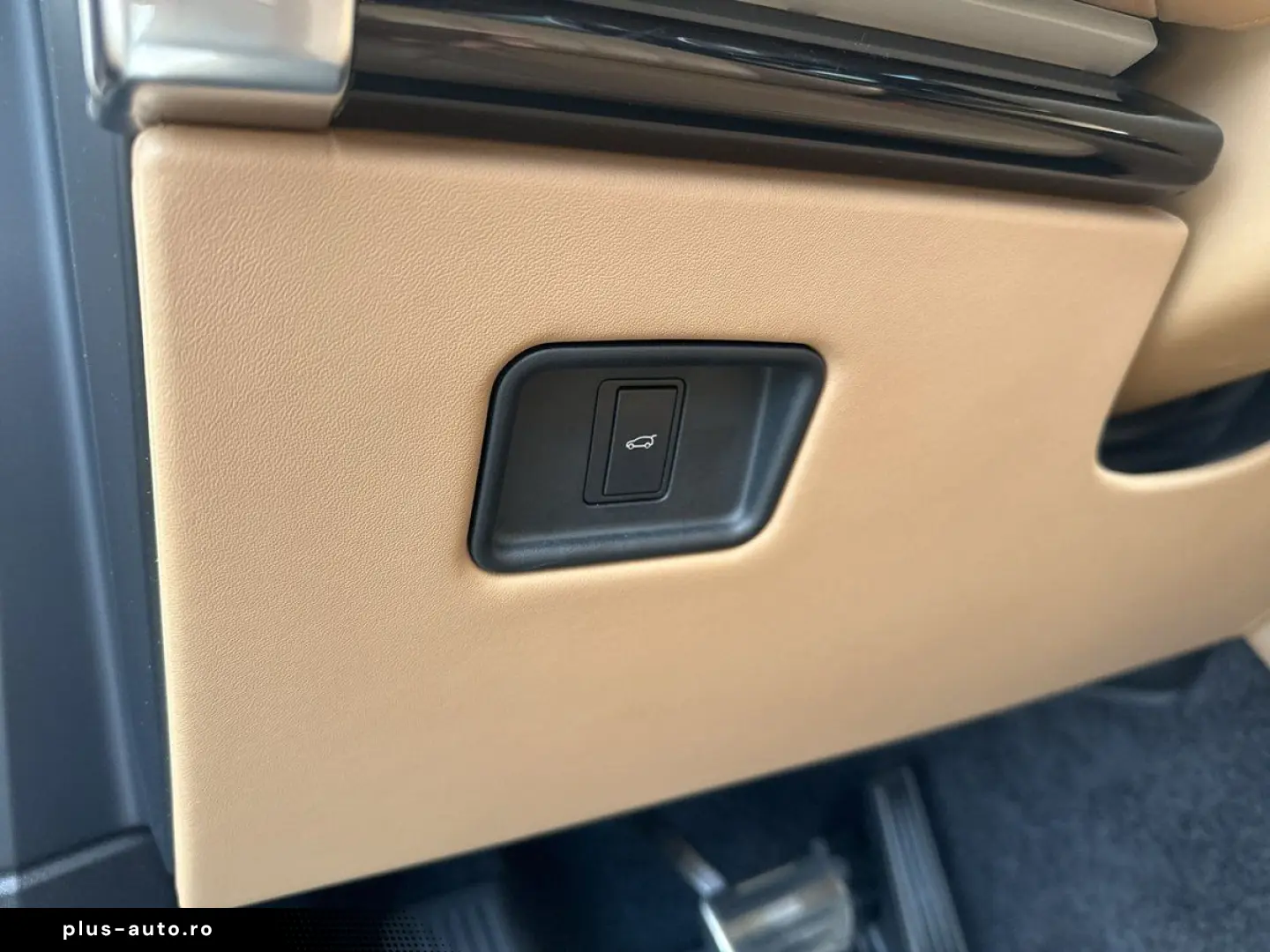 LAND ROVER Range Rover SWB D350 AUTOBIOGRAPHY PANO AHK