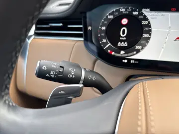 LAND ROVER Range Rover SWB D350 AUTOBIOGRAPHY PANO AHK