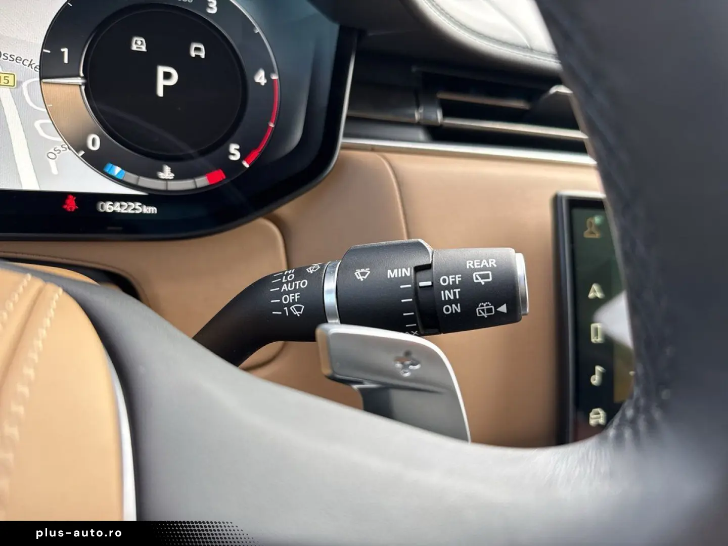 LAND ROVER Range Rover SWB D350 AUTOBIOGRAPHY PANO AHK