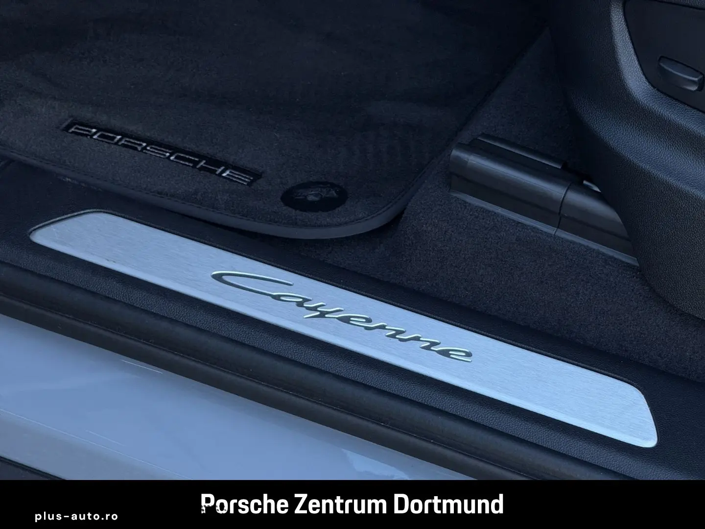 PORSCHE Cayenne E-Hybrid Coupe Sportabgas BOSE InnoDrive