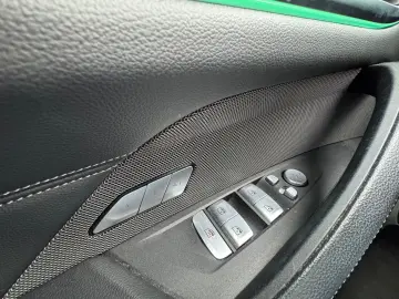 BMW M440i Gran Coupe Carbon Glasdach Laser HeadUp