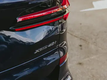 BMW X5 xDrive40i - Livrare Imediata