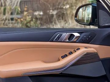 BMW X5 xDrive40i - Livrare Imediata