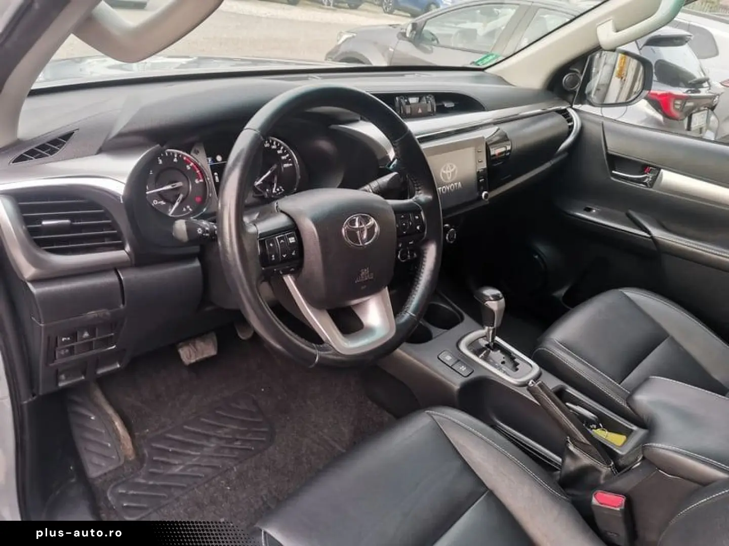 TOYOTA Toyota Hilux 2.8 D-4D 4WD 4 porte Double Cab Exe