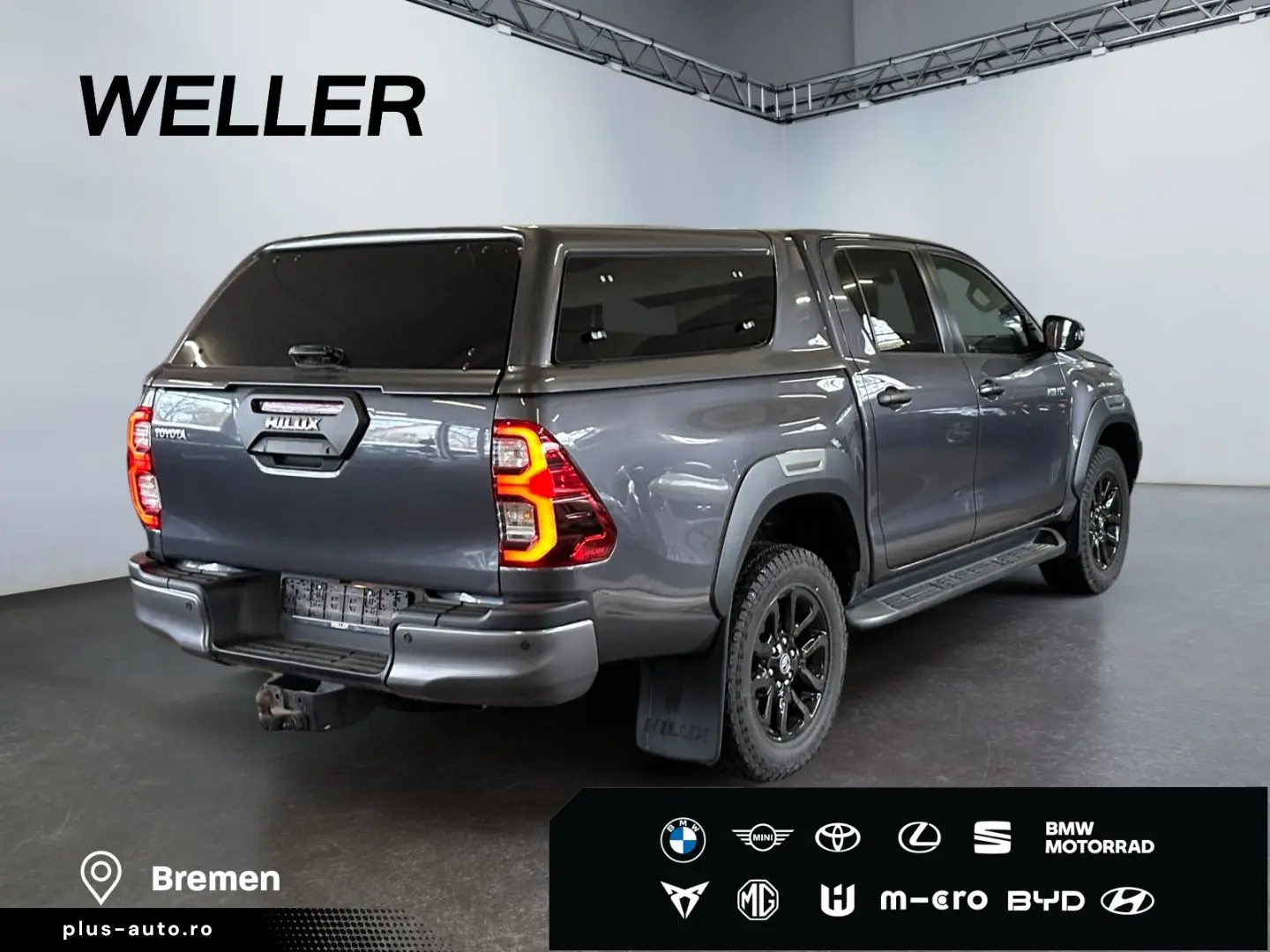 TOYOTA Hilux 4x4 Double Cab Invincible  Hardtop AHK 360
