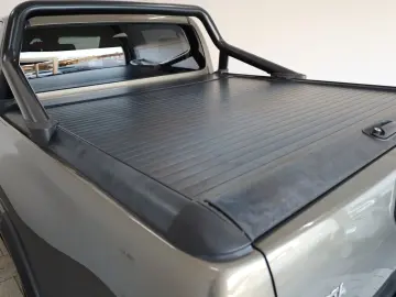 TOYOTA Hilux 2.8 D-4D Invincible  Rollbügel  Rollo  AHK