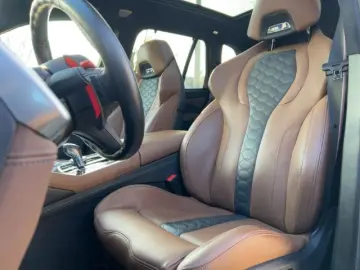 BMW X5 M Competition HUD AHK Pano Bowers&Wilkins Kli