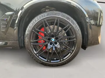 BMW X5 M  AHK 360  HEAD-UP MASSAGE SITZBELÜFT PANO