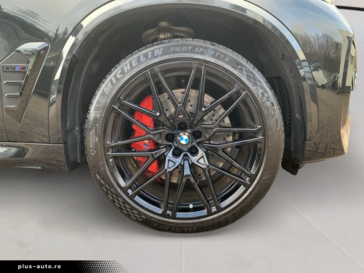 BMW X5 M  AHK 360  HEAD-UP MASSAGE SITZBELÜFT PANO