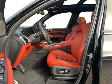 BMW X5 M  AHK 360  HEAD-UP MASSAGE SITZBELÜFT PANO