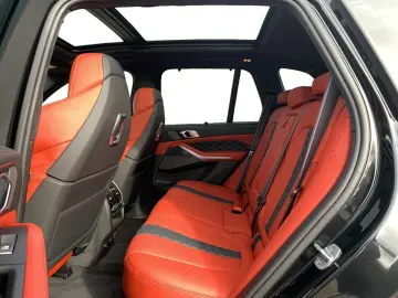 BMW X5 M  AHK 360  HEAD-UP MASSAGE SITZBELÜFT PANO