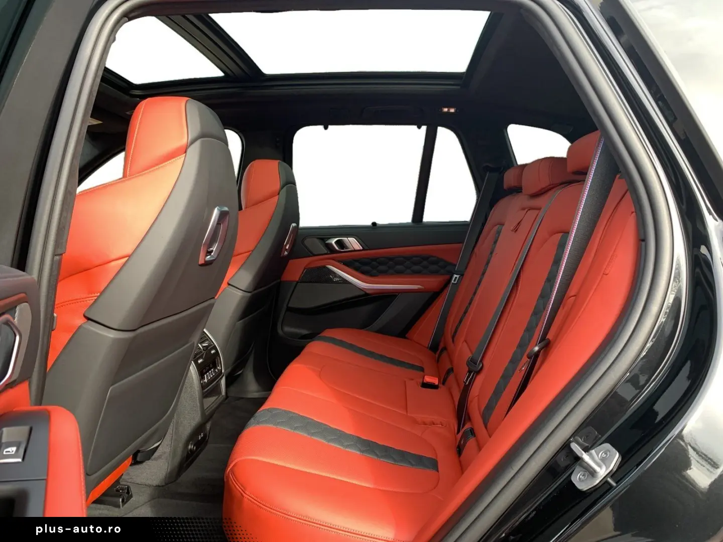 BMW X5 M  AHK 360  HEAD-UP MASSAGE SITZBELÜFT PANO