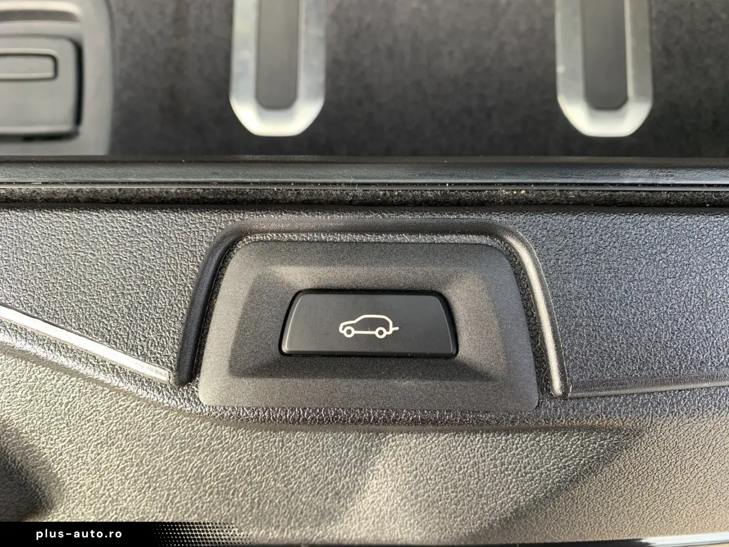 BMW X5 M  AHK 360  HEAD-UP MASSAGE SITZBELÜFT PANO