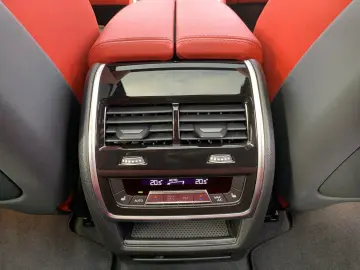 BMW X5 M  AHK 360  HEAD-UP MASSAGE SITZBELÜFT PANO