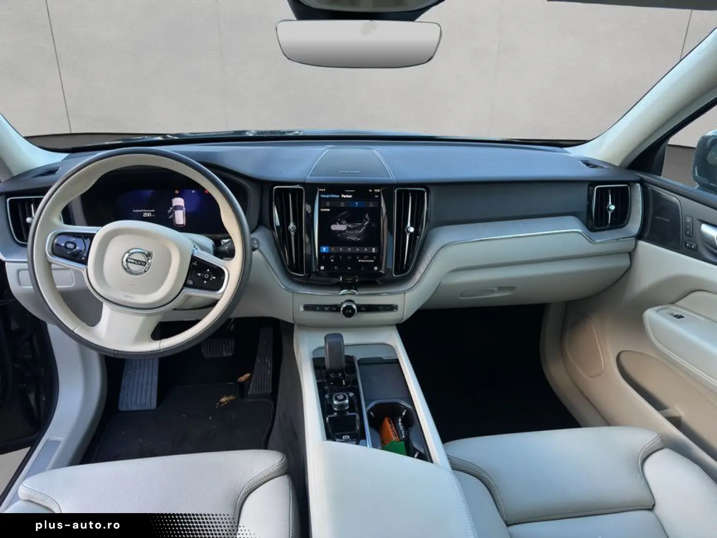 VOLVO XC60 B5 AWD Vollleder PilotAssist BLIS H&K 19&&hellip;