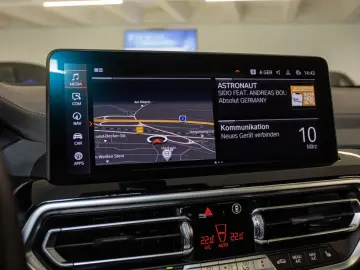 BMW X4 M40i AHK Panorama Navi HUD Leder StandHZG RFK