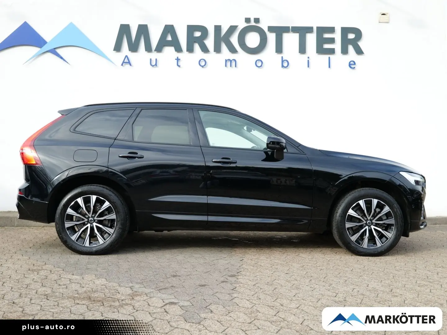 VOLVO XC60 B4 AWD Plus Dark ACC BLIS 360 Standhzg Holz