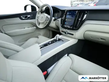 VOLVO XC60 B4 AWD Plus Dark ACC BLIS 360 Standhzg Holz