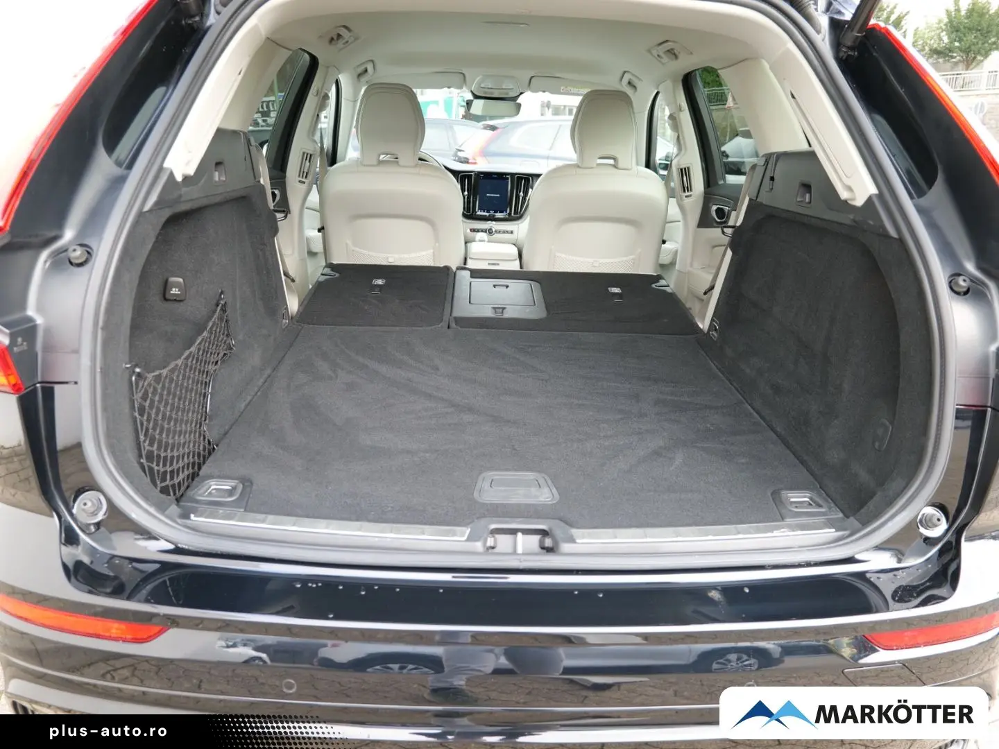 VOLVO XC60 B4 AWD Plus Dark ACC BLIS 360 Standhzg Holz