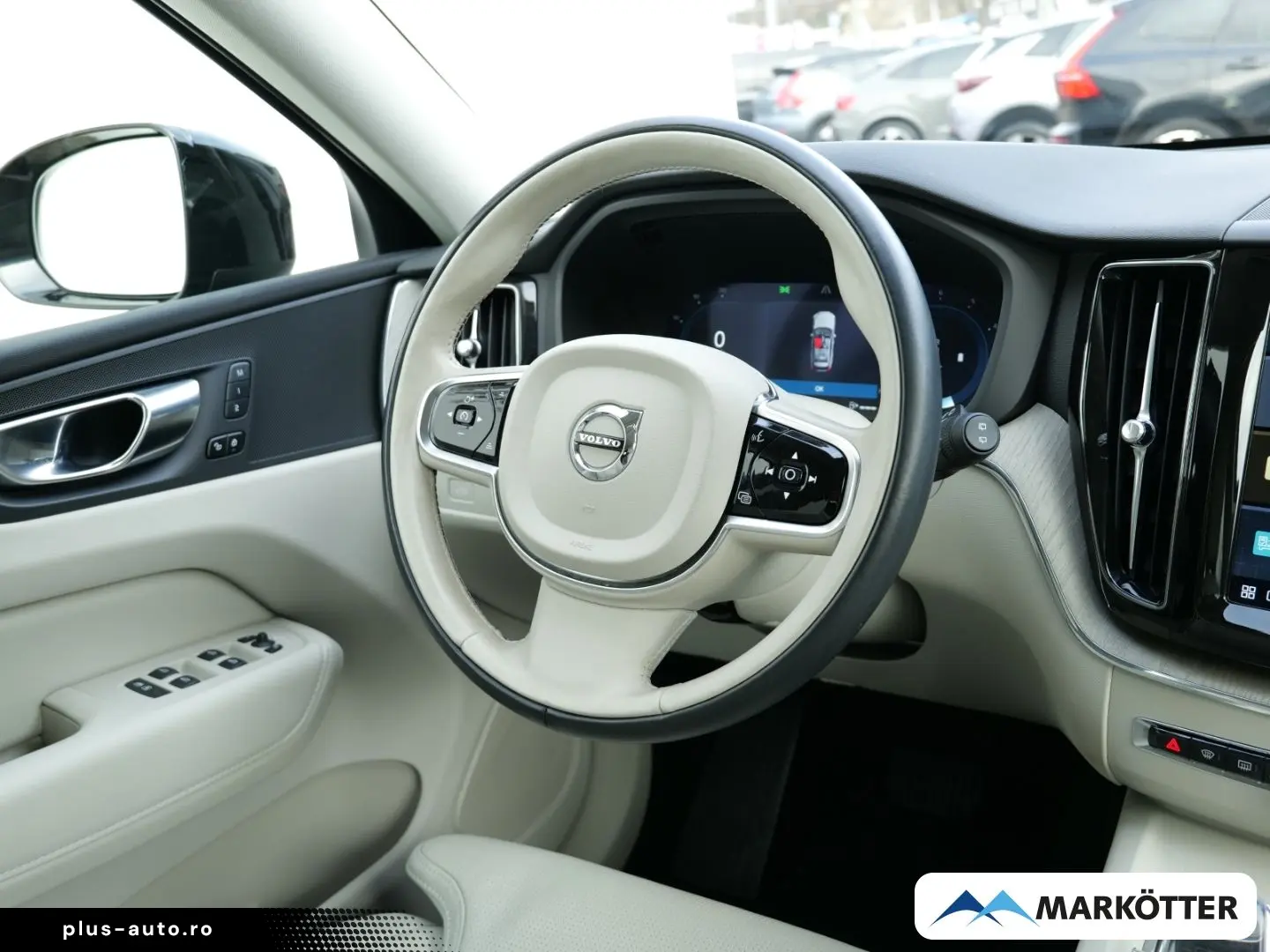 VOLVO XC60 B4 AWD Plus Dark ACC BLIS 360 Standhzg Holz