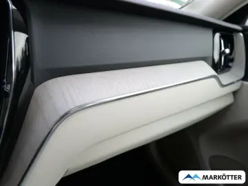 VOLVO XC60 B4 AWD Plus Dark ACC BLIS 360 Standhzg Holz