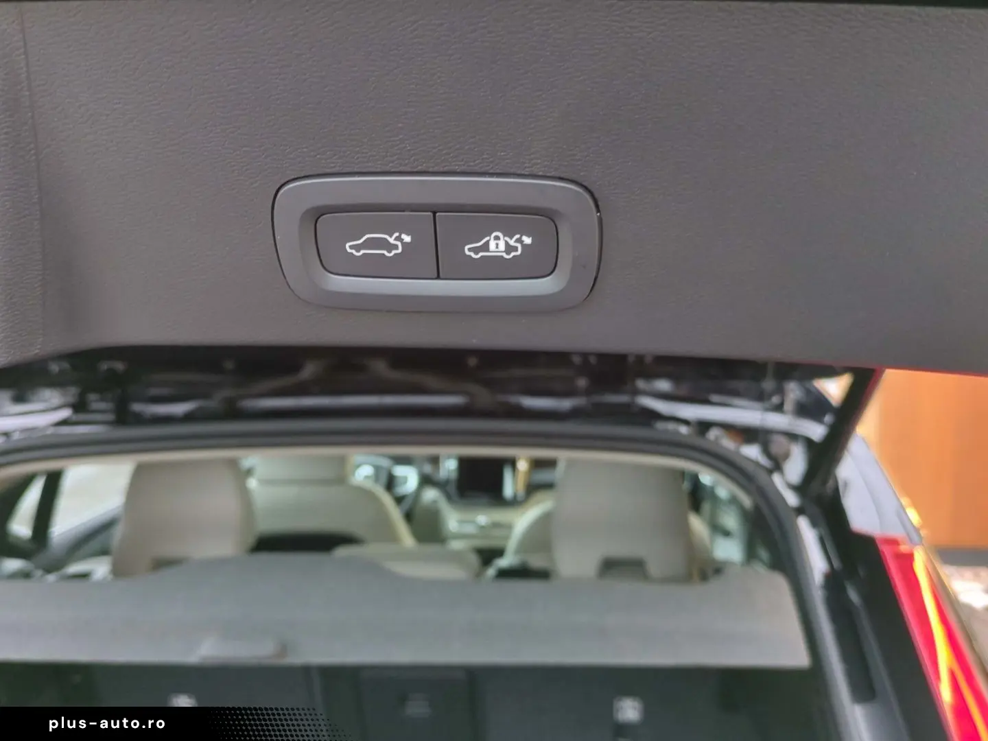 VOLVO XC40 Plus Bright Recharge Plug-In Hybrid 2WD Sta