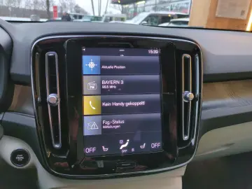 VOLVO XC40 Plus Bright Recharge Plug-In Hybrid 2WD Sta