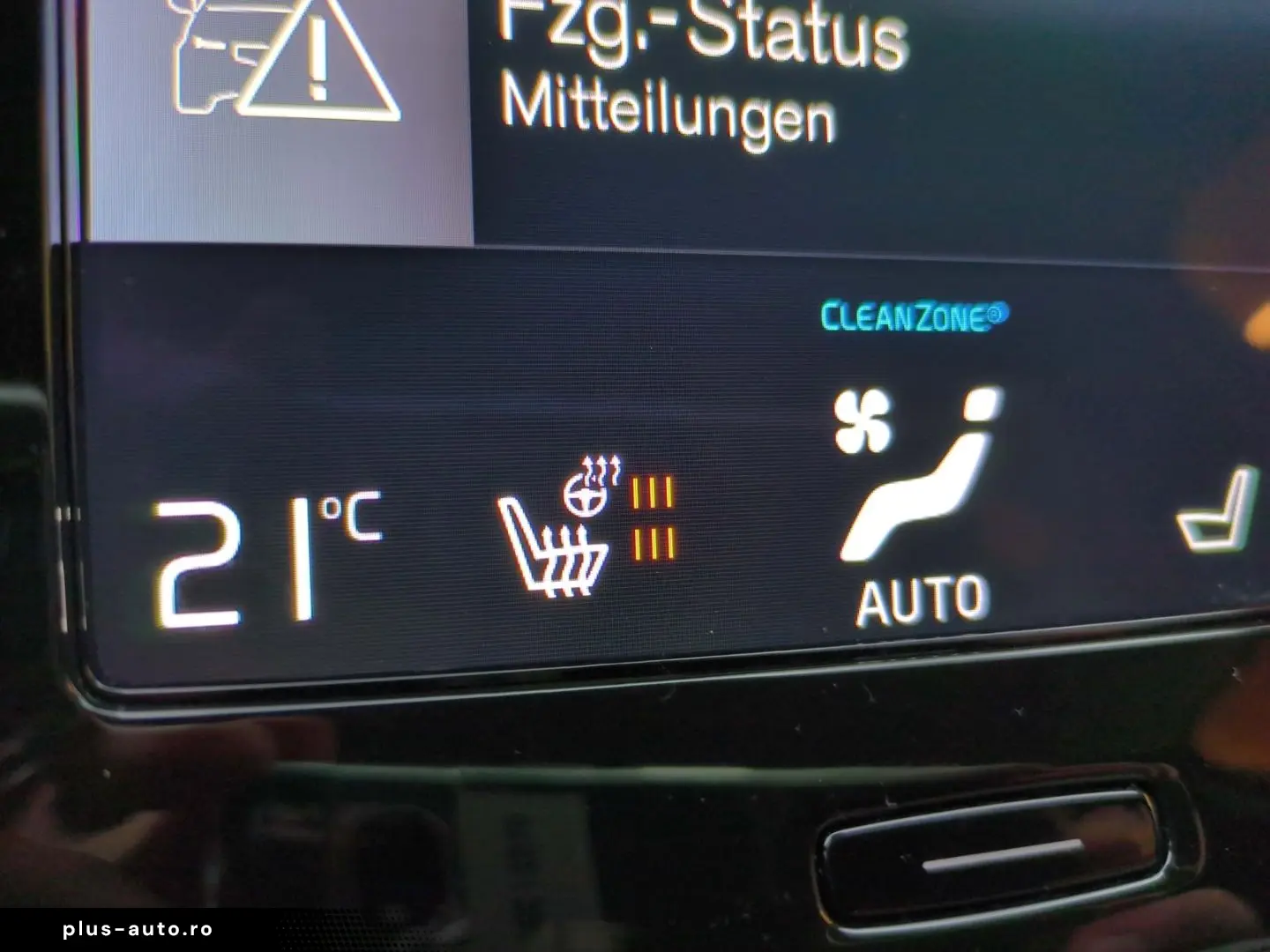 VOLVO XC40 Plus Bright Recharge Plug-In Hybrid 2WD Sta