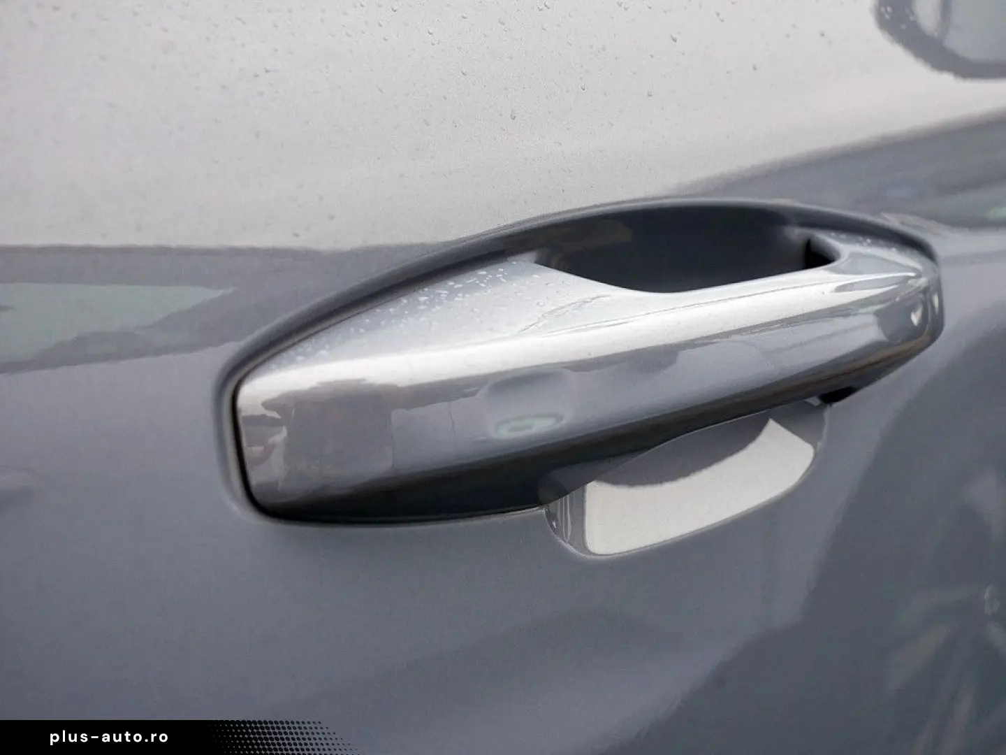 VOLVO XC40 T5 Plus Bright Recharge Plug-In Hybrid LED