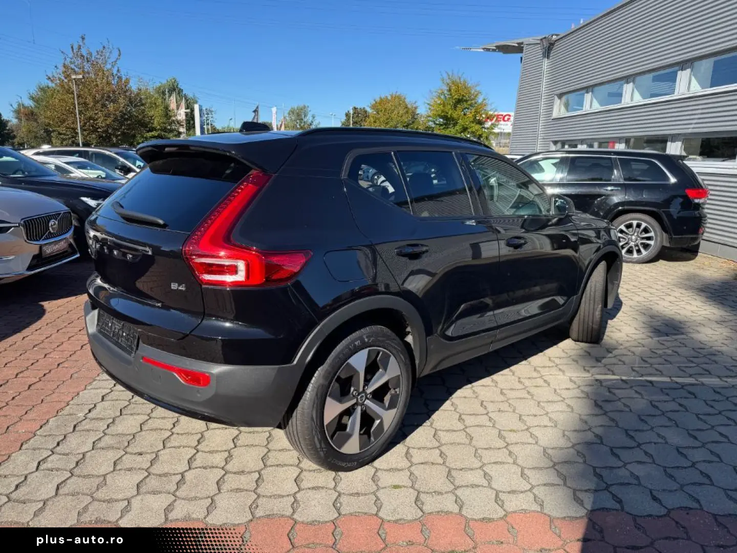 VOLVO XC40 B4 B DKG Ultimate Dark HarmanKardon ACC