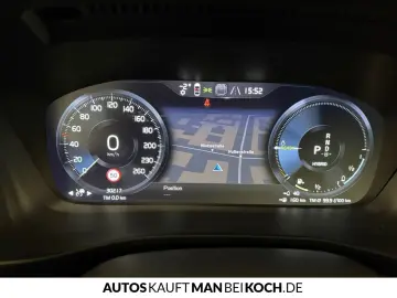 VOLVO XC40 T4 Recharge Plus Bright BLIS STDHz 360v H&K