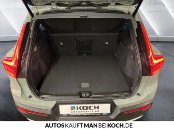 VOLVO XC40 T4 Recharge Plus Bright BLIS STDHz 360v H&K