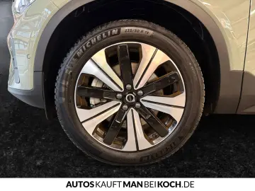 VOLVO XC40 T4 Recharge Plus Bright BLIS STDHz 360v H&K