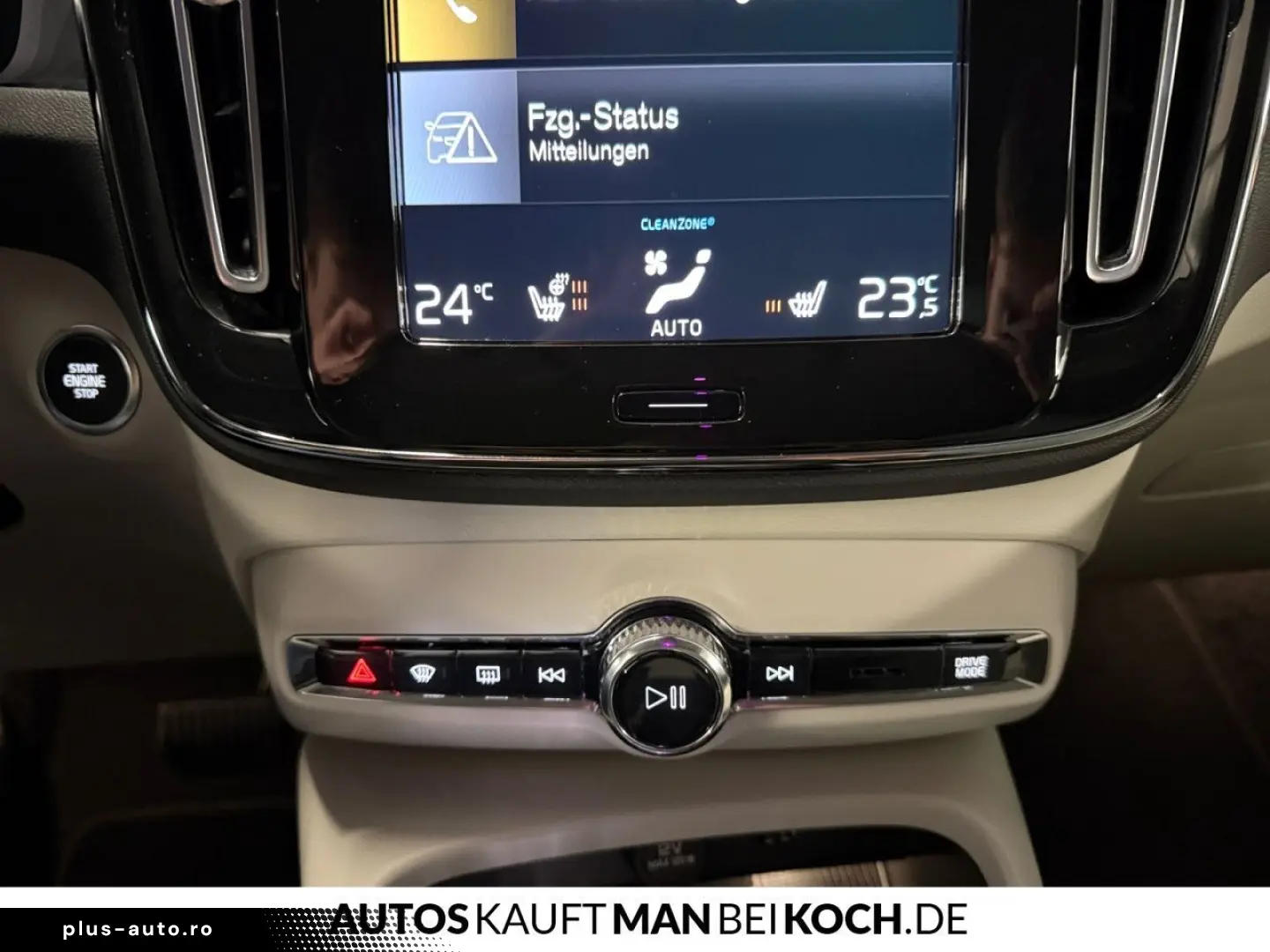 VOLVO XC40 T4 Recharge Plus Bright BLIS STDHz 360v H&K